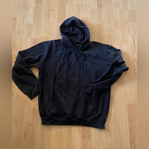 Jackets & Blazers - Black pullover hoodie